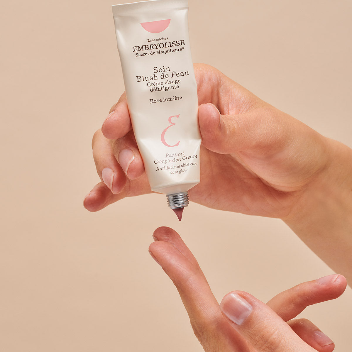 Tube abd cream texture: Radiant Complexion Cream - Pink Glow - Embryolisse Skincare innovation