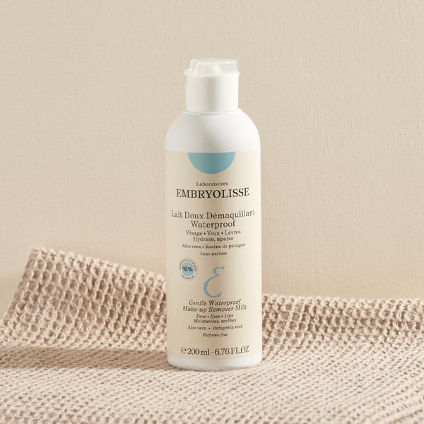 How to Remove Waterproof Makeup Gently: Easy Tips for Sensitive Skin